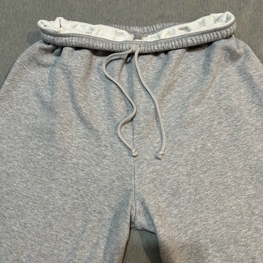 SKIMS Heather Grey Cotton Fleece Jogger Sweatpants Size Large - Picture 7 of 10